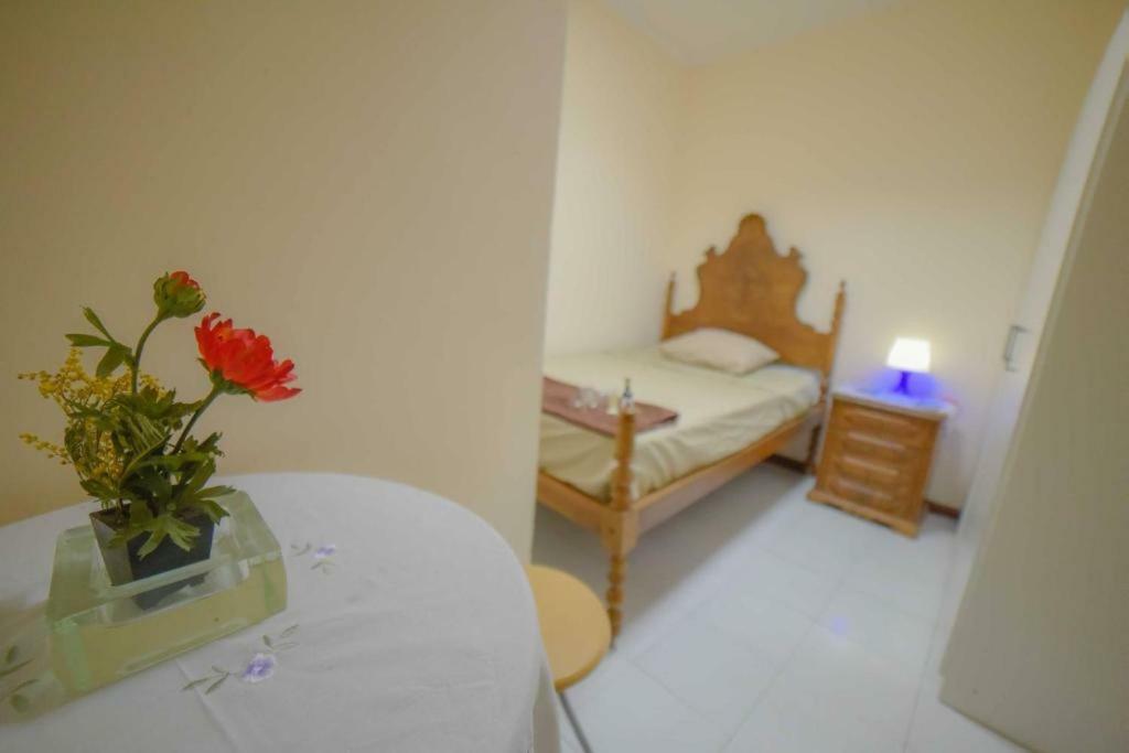 Quarto Com 4 Camas Порту Экстерьер фото